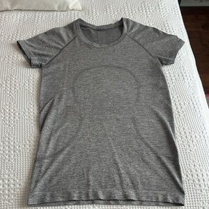 Lululemon grey swiftly tech